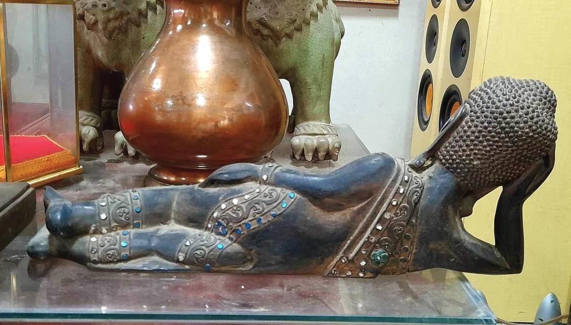 พระนอนไม้แกะ พระพุทธรูปไม้แกะสลัก ปางไสยาสน์ ศิลปะล้านนา 8