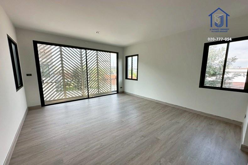 ขายบ้านแฝด 3 ชั้น เดอะ ทริปเปิ้ล 113 หลังริม 49.7 ตรว. ซอยสุขุมวิท 113 ใกล้BTS สำโรง 8