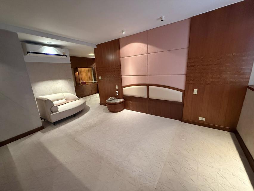 🏙️🐶 คอนโดขนาดใหญ่ เลี้ยงสัตว์ได้! President Park - Parkview Tower สุขุมวิท 24 ขนาด 260 ตร.ม. ชั้น 30 3 นอน 3.5 น้ำ (พร้อมห้องแม่บ้าน) 3