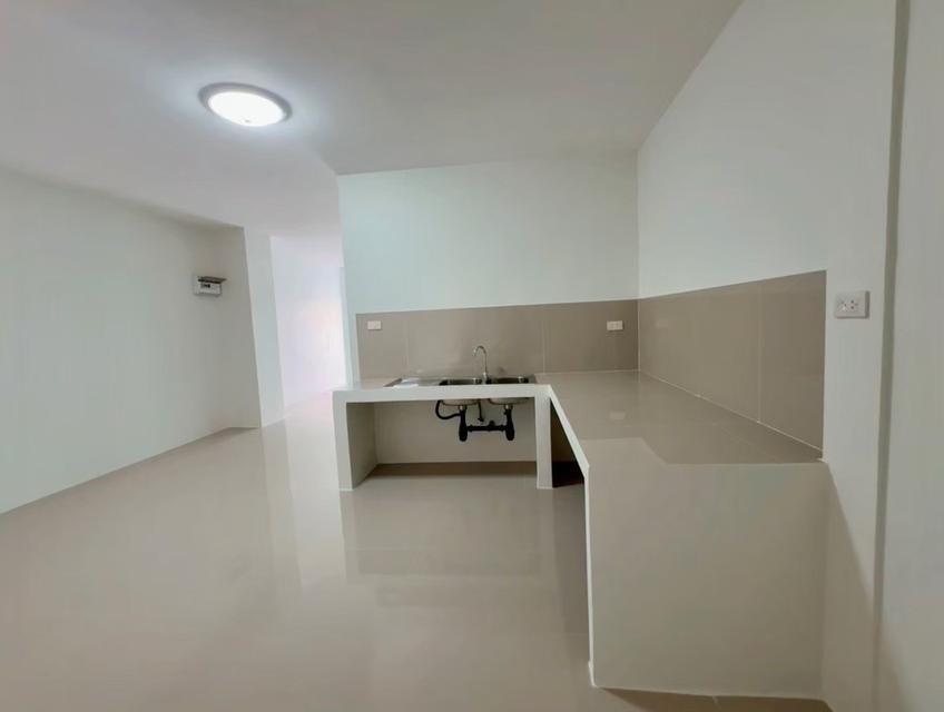 ทาวน์โฮม หมู่บ้านดาริน (บ้านสวน ซอย 11) อ.เมือง ชลบุรี 2