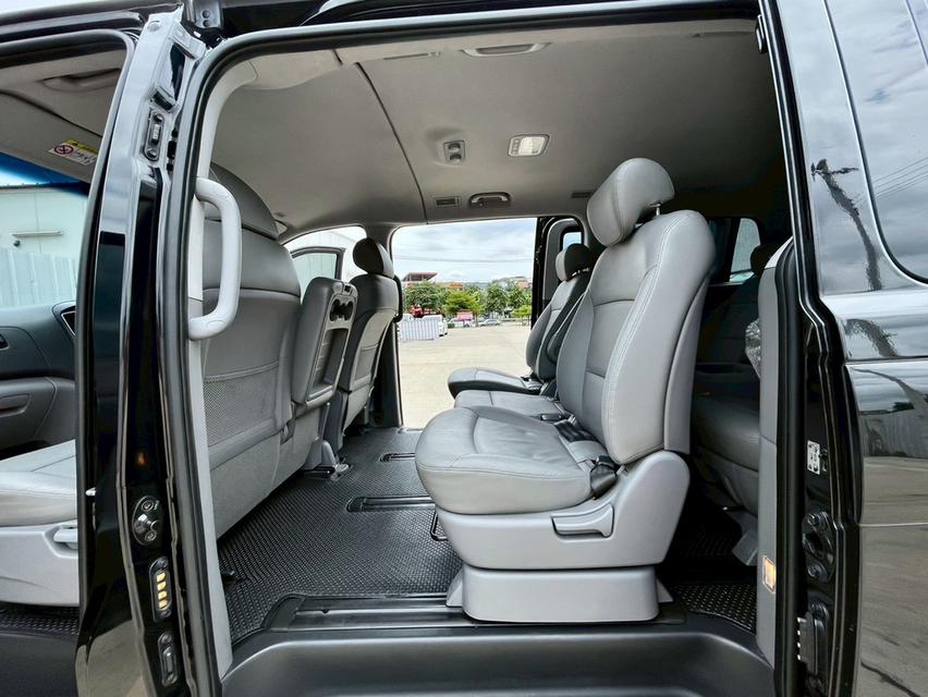 Hyunda H1 2.5 Elite ปี 18 รถสวย สภาพดี 13
