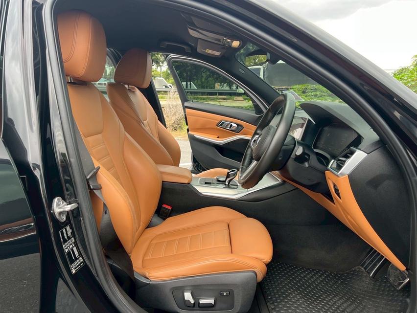 BMW 320d M SPORT G20 สีดำ ปี 2020 16