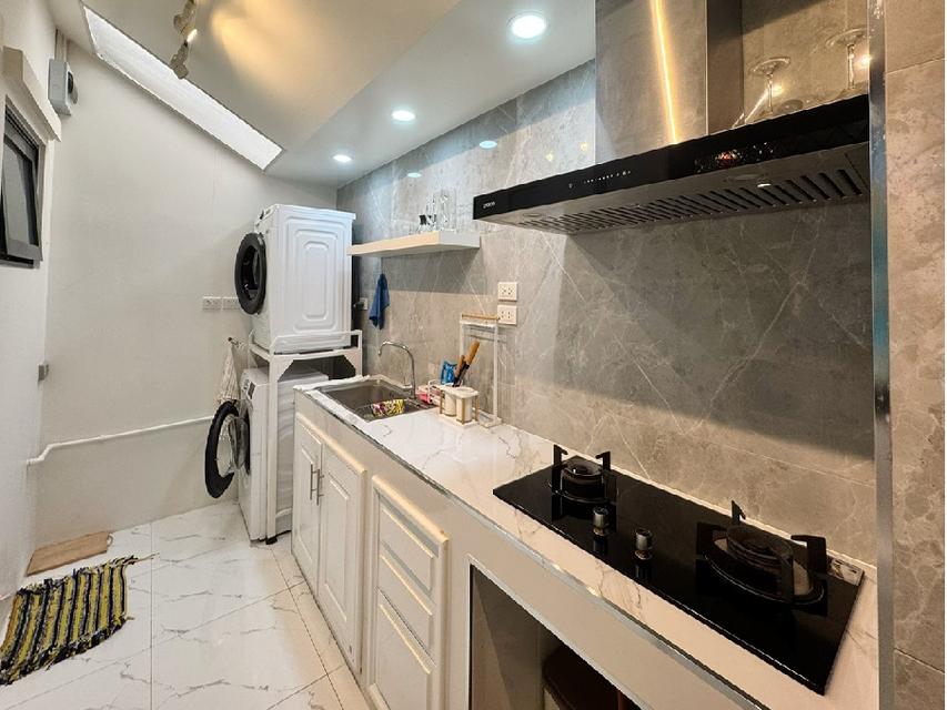 ให้เช่าทาวน์โฮม / โฮมออฟฟิศ 3 ชั้น โครงการ Plex อ่อนนุช-วงแหวน / เฟอร์นิเจอร์บางส่วน / แอร์ทั้งหลัง / อยู่อาศัย หรือ Home Office จดบริษัทได้ 6