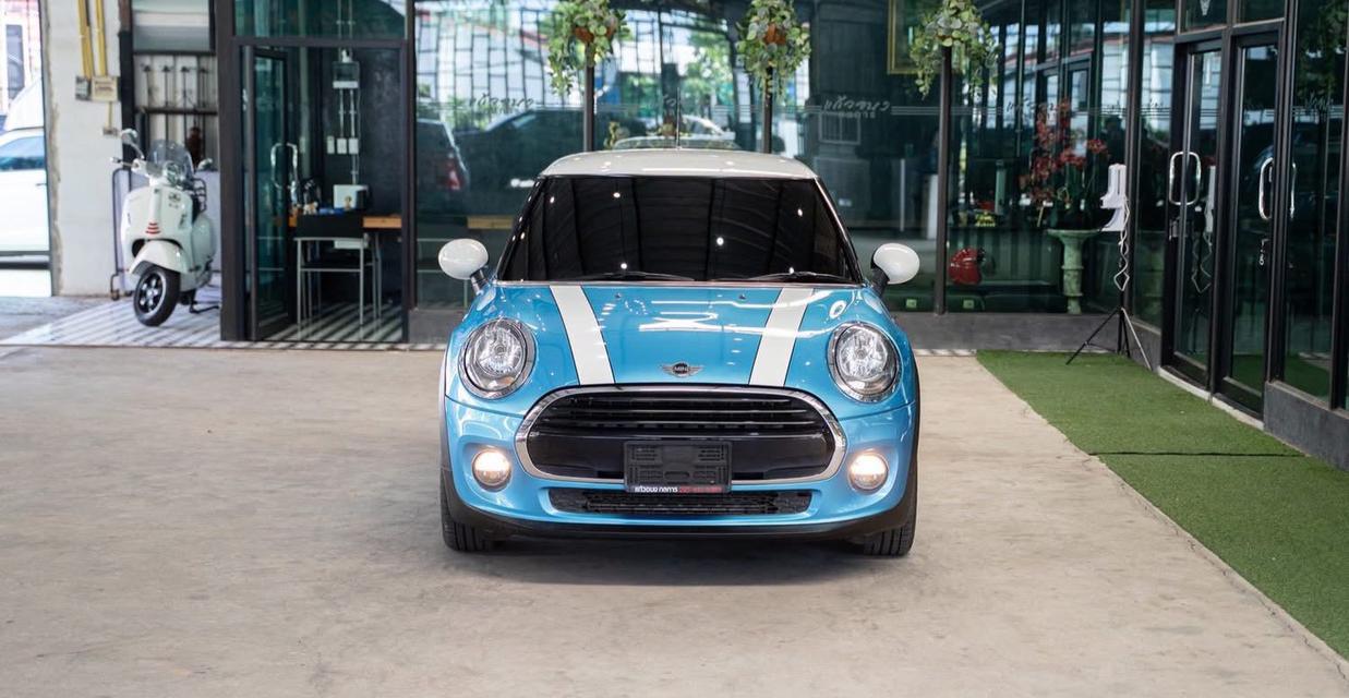 MINI F56 Cooper 1.5   ปี 2015 ไมล์ 52,000 km ประวัติการเซอร์วิสศูนย์ BMW ตลอด 6