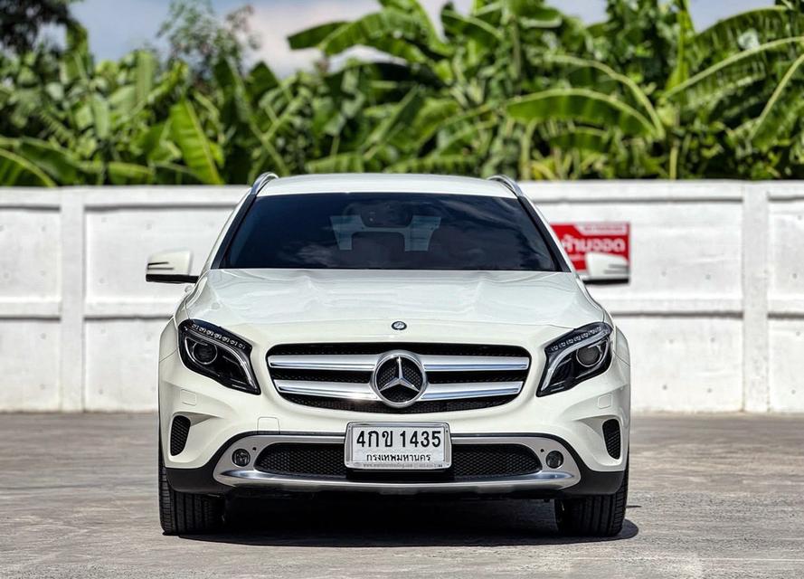 ปี 2014 BENZ GLA-CLASS, 200 โฉม W156 ปี14-20 สีขาว เลขไมล์ 112,xxx km. - เครื่องยนต์เบนซิน 4สูบ 1.6L 6