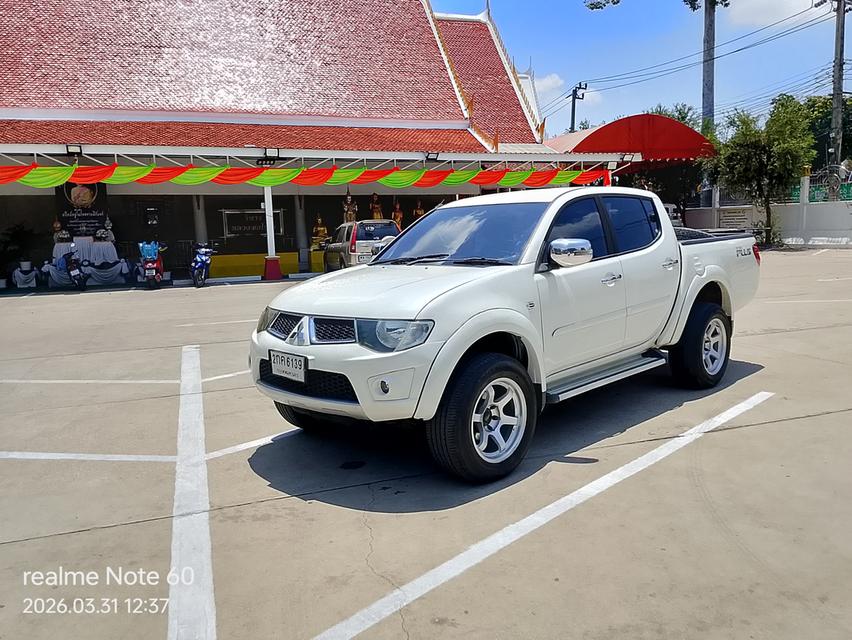 Mitsubishi Triton Plus 4 ประตูเกียร์ออโต้ปี 2013 VG Turbo 178 แรงม้า