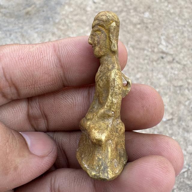 พระงั่งเขมร พิมพ์โล้นเล็ก พระเครื่อง รูปที่ 3