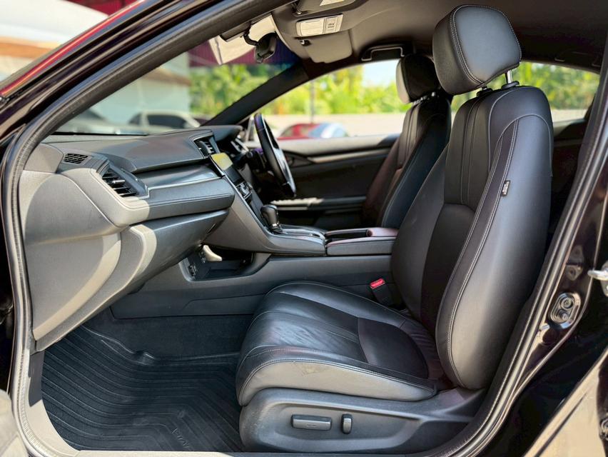 ปี 2017 HONDA CIVIC, FK 1.5 TURBO HATCHBACK รถมือเดียว 9