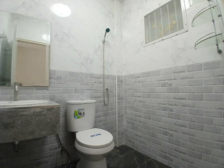 ขายบ้าน 2 ชั้น หมู่บ้านอู่ทองเพลส 6 ซอยเปียร์นนท์ ถนนลำลูกกาคลอง 3 10