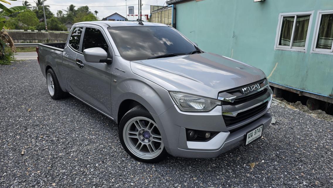 isuzu d-max 1.9 2022