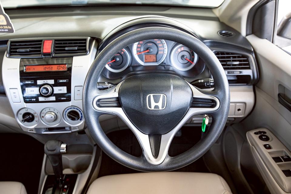 Honda City 1.5S เกียร์ออโต้ ปี 2010 สีดำ  18