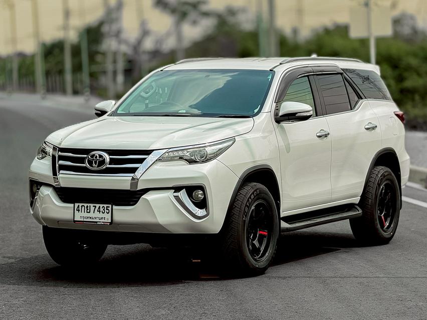 ฟรีดาวน์ FORTUNE 2.8 ขับ4 ตัวท็อป รถมือเดียว