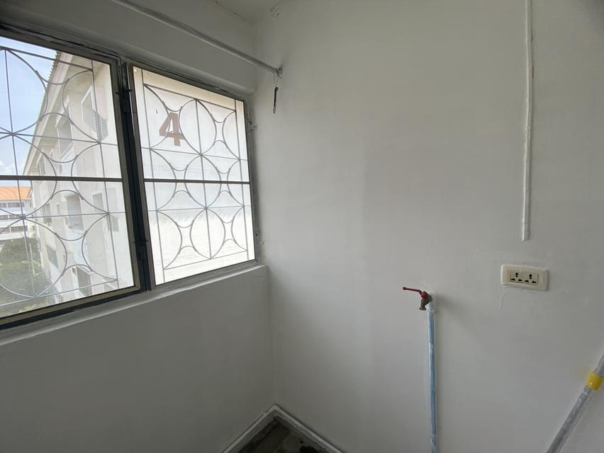 บ้านเอื้ออาทรปัญญารามอินทรา ตึก3 ชั้น4 7