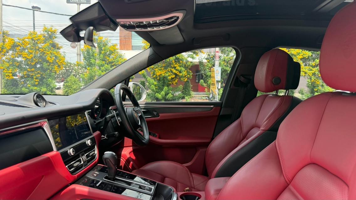 2022 PORSCHE MACAN 2.0 Facelift สี crayon ภายในแดง Milage 42,XXX KM Option ล้นสุด ออกศูนย์ B auto ปี 22 รูปที่ 7