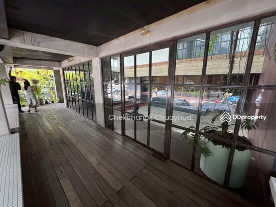 ขาย Office 4 ชั้น ซอย ทาวน์อินทาวน์5 ที่ดิน131ตรวา. จอดรถ 10-15คัน ลดพิเศษ!! จาก49ล้านบาท เหลือเพียง 45ล้านบาท !! 9