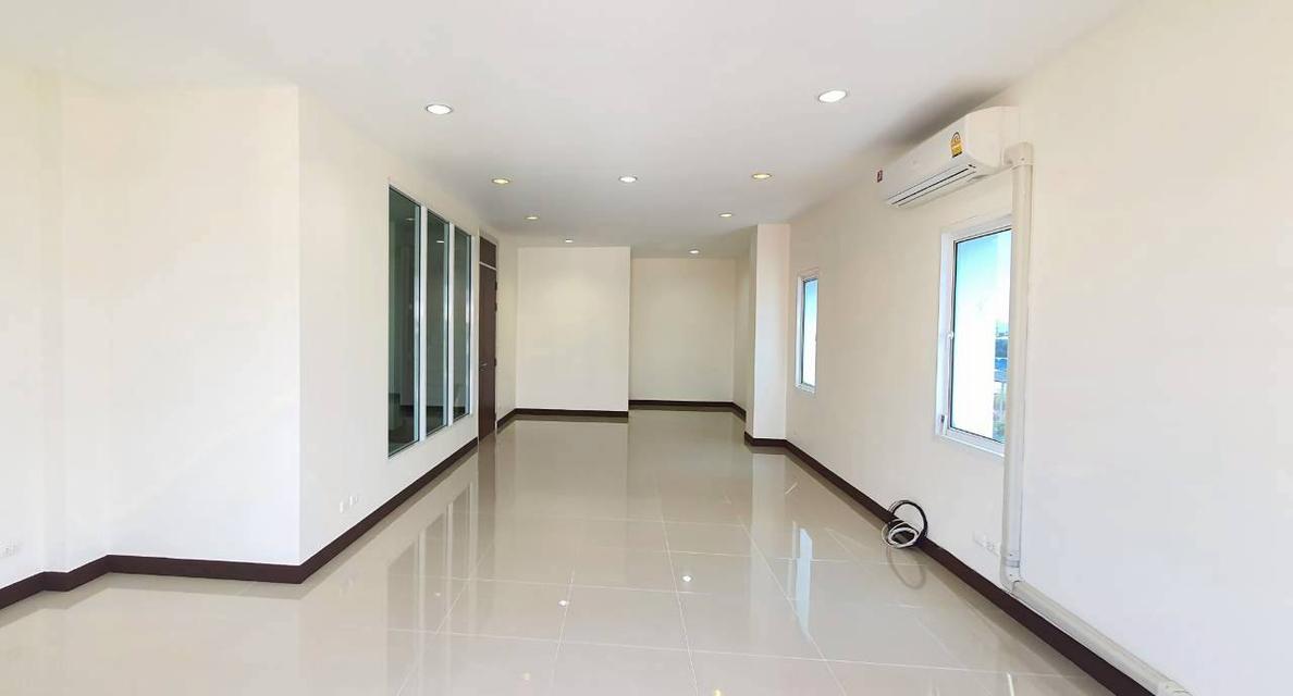 HomeOffice 4 ชั้น (หลังมุม) พร้อมตบแต่ง 12