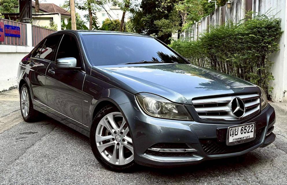 Benz C180 Saloon (W204) ปี 2011 ตัดสดราคาดี!