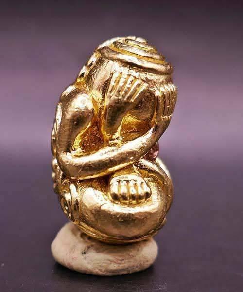 หลวงปู่จื่อ พระปิดตา โกฏิอุด รวย รวย
