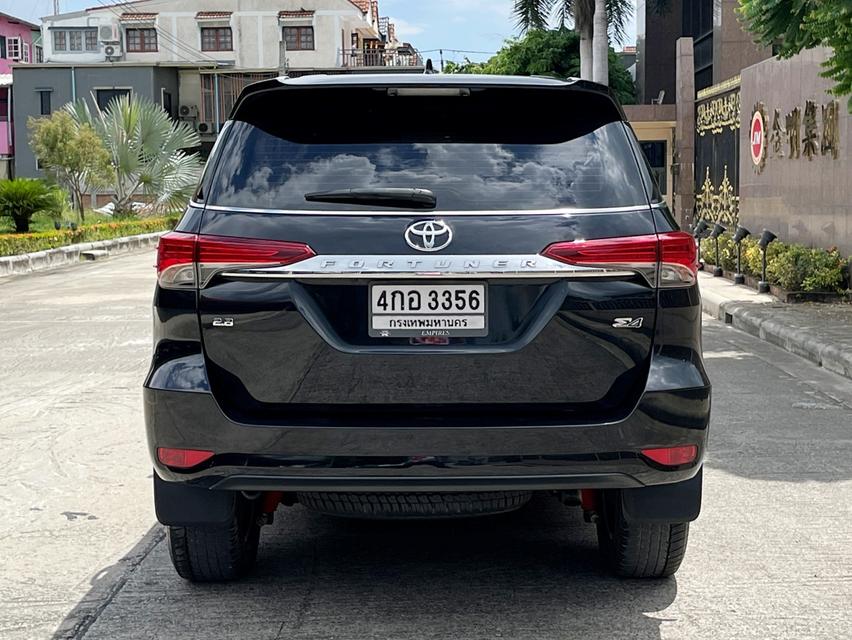TOYOTA FORTUNER 2.8 V 4WD ปี 2016 เกียร์AUTO 4X4 สภาพนางฟ้า