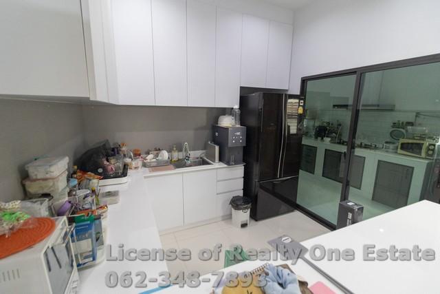 ขายบ้านแฝดสภาพใหม่ โครงการ ออร่า ลักซ์ Aura Luxe รามคำแหง 94 ทำเลทอง ใกล้รถไฟฟ้าสายสีส้ม - เข้าอยู่ได้เลย ราคาพิเศษ 4