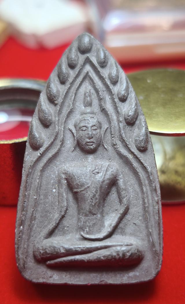 พระขุนแผน หลวงปู่แหยม วัดดอนพุทรา ปี 2542 ผสมเถ้ากระดูก