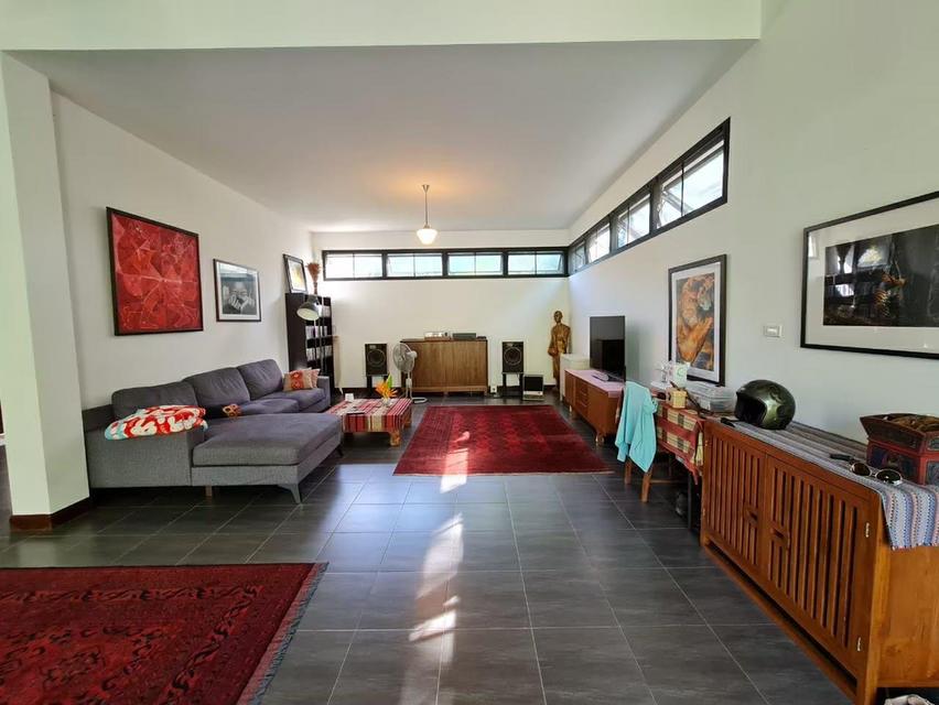 Beautiflul 2 storey house for sale in one of Chiang Mai’s best and most desirable locations. 2