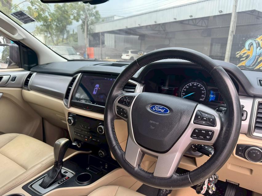 Ford Everest 2.0Titanium ปี15 9