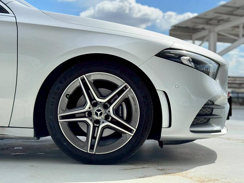 Mercedes Benz A200 AMG 2021 ไมล์ 8,7xx สวยไร้ตำหนิ ประหยัดไปตั้ง1ล้าน 5