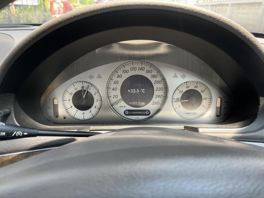 Mercedes-Benz E-Class E200 Kompressor ปี 2008 รถบ้านใช้น้อยไม่เคยชน รูปที่ 3