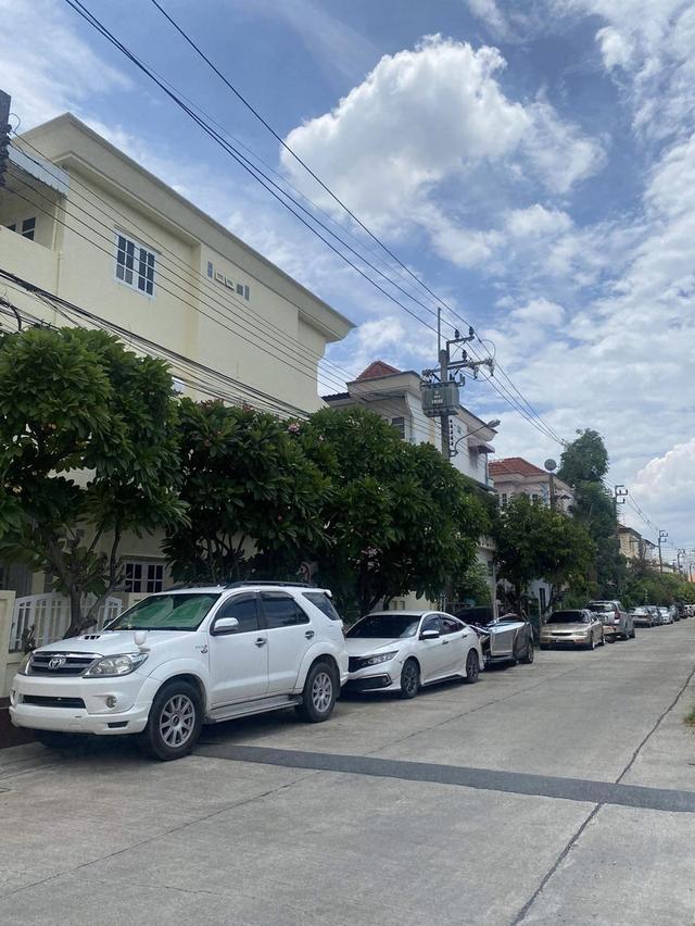 โฮมออฟฟิศห้องมุม โชคชัย4 10