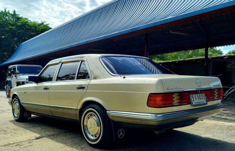 Benz -w126 เครื่อง V8 ฝาดำ 500 SEL กาบร่อง ตัวยาว  สีครีม วัง 623  10