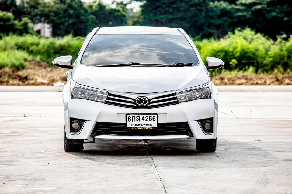 Toyota Altis 1.6G ปี 2014 สีบรอนเงิน  2