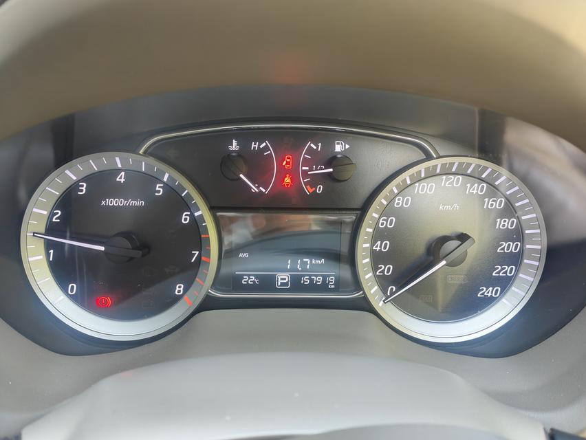 Nissan Sylphy 1.6 V AT ปี 2014 6