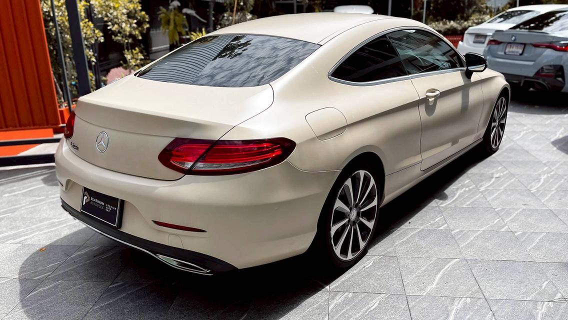 Mercedes-Benz C250 Coupe ปี 2017 ไมล์ 25,xxx 10