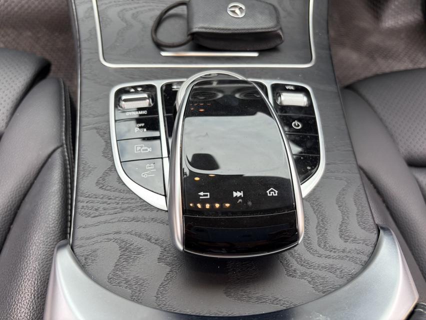 ปี2021/20 Mercedes-Benz C300e Avantgarde (W205) รูปที่ 14