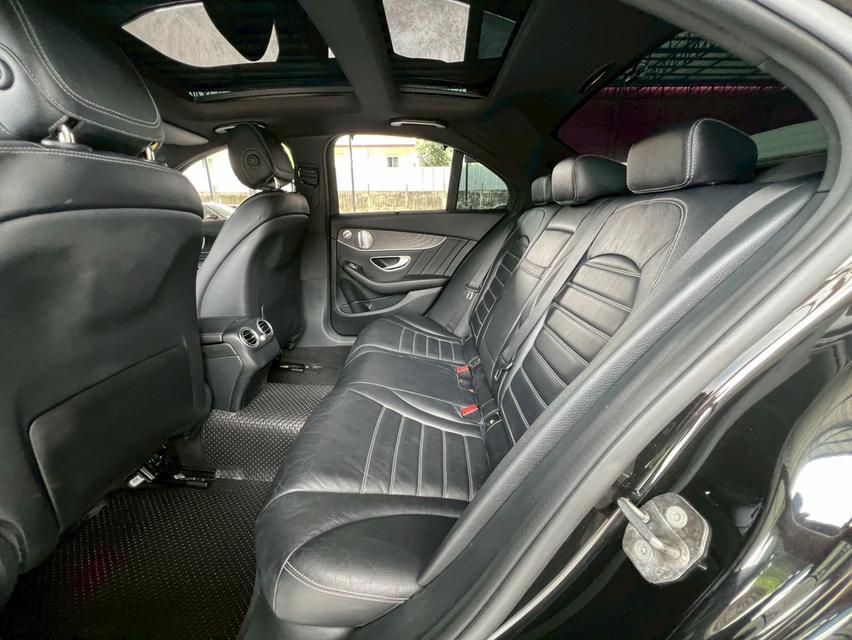 ปี 2016 BENZ C-CLASS, C350e AMG DYNAMIC โฉม W205 13