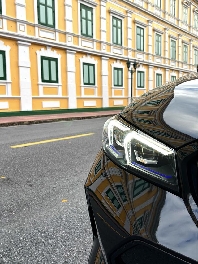 2023 BMW 330e M sport Lci ( Facelift ) ð 7