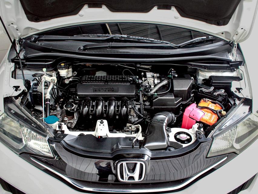 Honda Jazz 1.5 i-VTEC V+ ปี2015 โฉม ปี14-ปัจจุบัน เกียร์ออโต้ 10