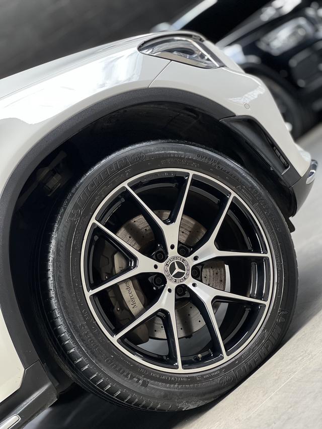 Benz GLC300e AMG 14