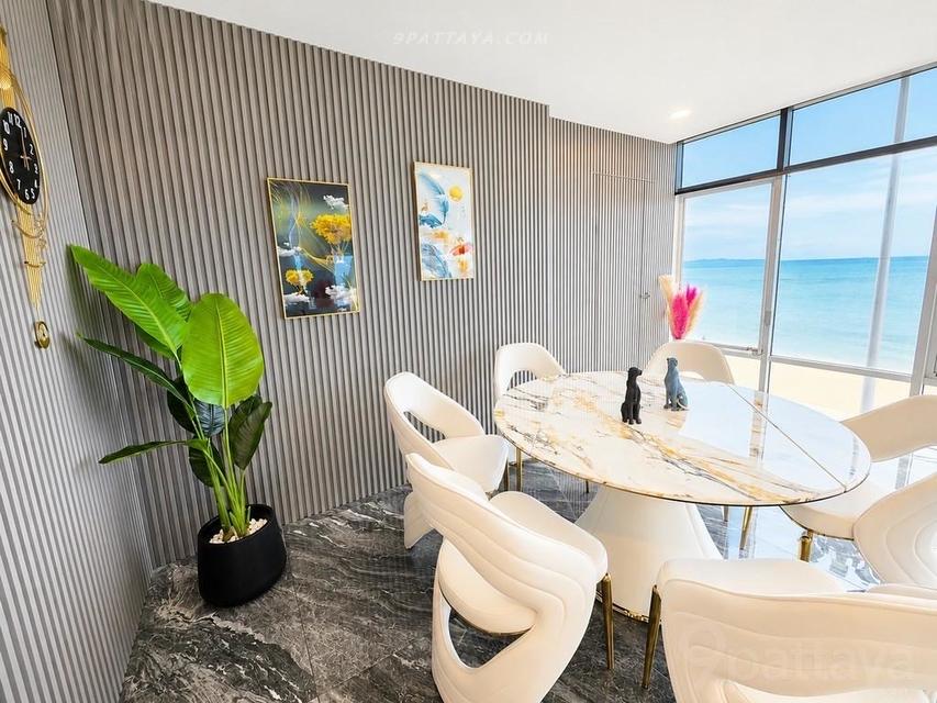 For Sale & Rent — Luxury Beachfront Condo at Musselana JomtienLuxury beachfront condo on Jomtien Beach with direct beach access. 3