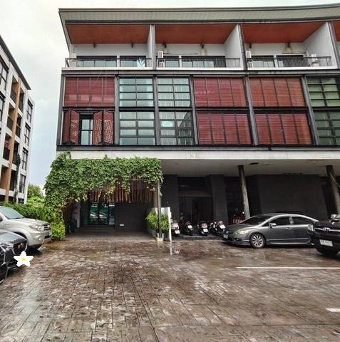 PB5947ให้เช่า ทาวน์โฮม 5 ชั้น ซอยลาดพร้าว83 ใกล้เลียบด่วน 2