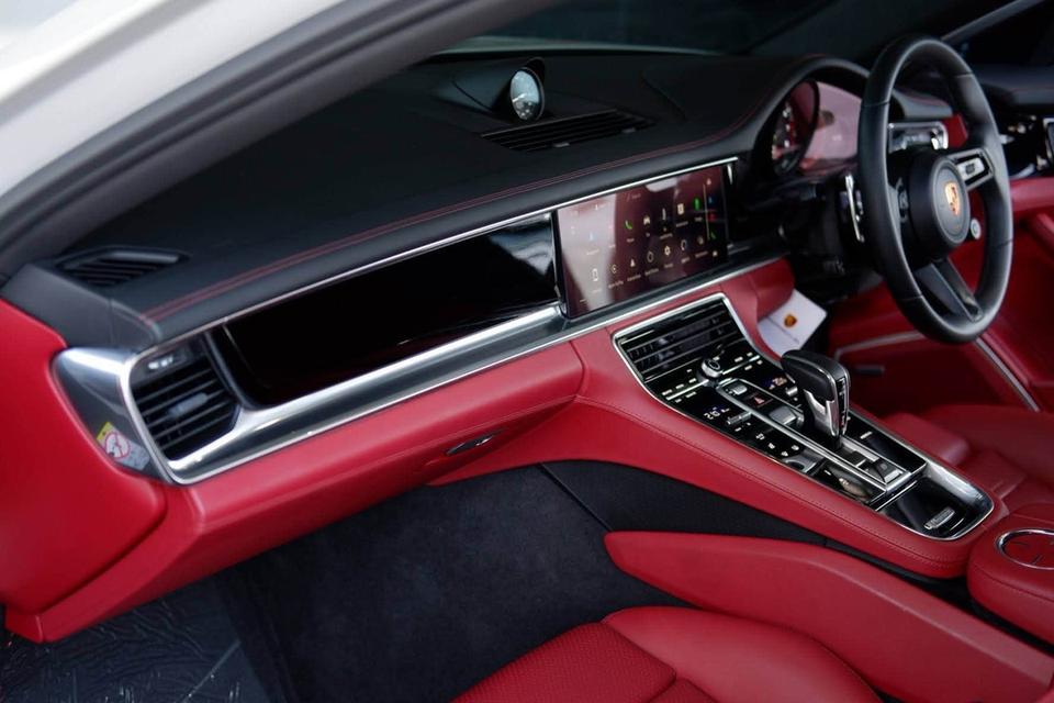 Porsche Panamera 4 E-Hybrid Platinum Edition 2023💰 ราคาพิเศษเพียง 5,490,000 บาท เท่านั้น! รูปที่ 10