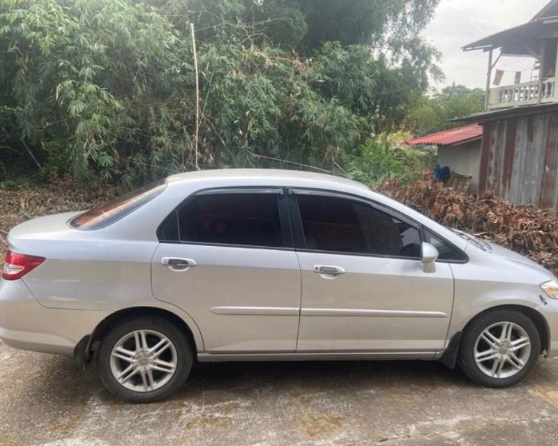 Honda City สภาพใหม่พร้อมโอนเล่ม 3