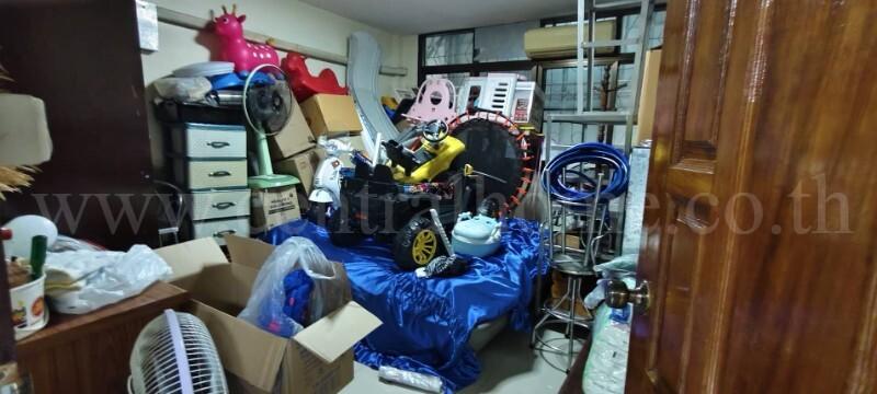 อาคารพาณิชย์ 3 ชั้นครึ่ง 3 คูหา ติดถนนเพชรเกษม ทำเลดี ราคาถูก 15