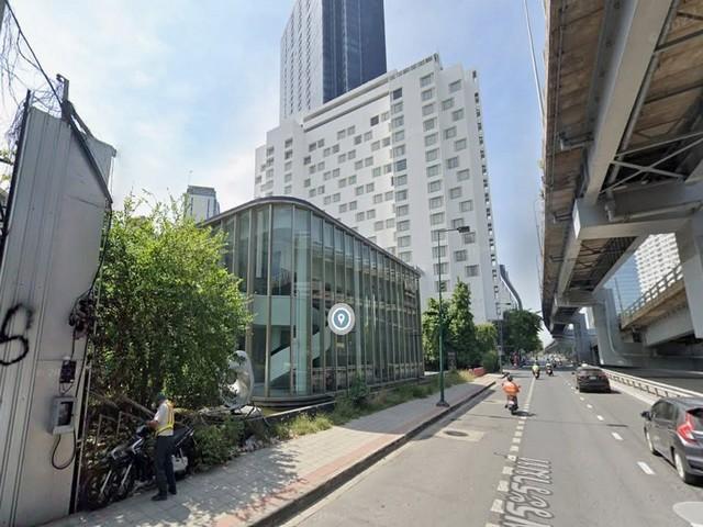 ขาย ให้เช่า ที่ดินพร้อมอาคาร โชว์รูม 304 ตร.ว. ติดถนนพระราม 4 เขตบางรัก ใกล้ MRT สามย่าน MRTสีลม สวนลุมพินี ถนนพระรามที่ 4 แขวงสี่พระยา เขตบางรัก 4