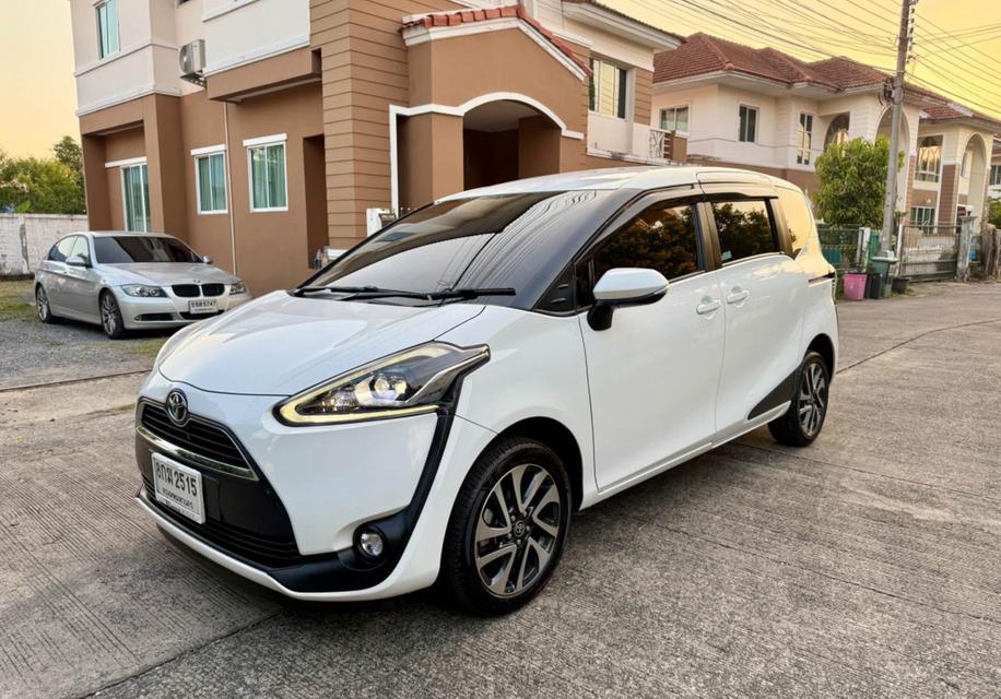 ส่งต่อ Toyota Sienta ปี 2018 มือสอง 3