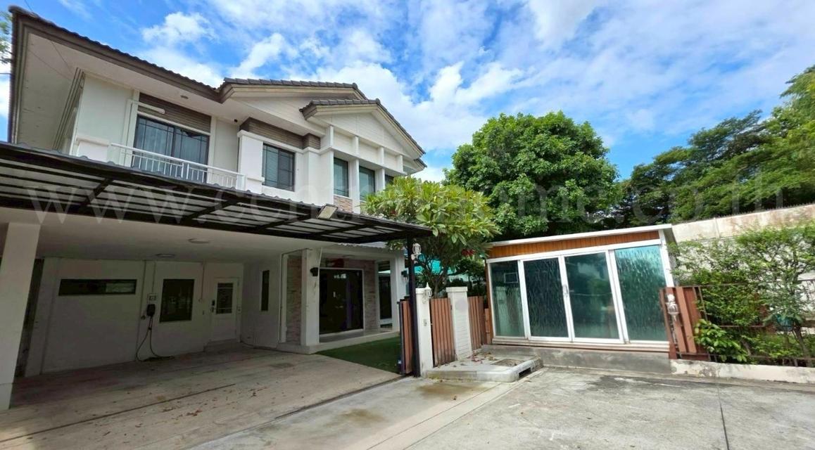 บ้านเดี่ยว มัณฑนา เลค วัชรพล - รามอินทรา หลังมุม 2