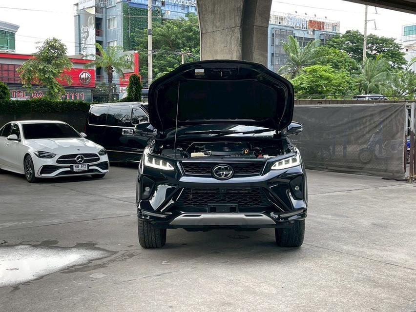 รหัสรถ WMT53 สภาพป้ายแดง Fortuner 2.8 Legender ปี 2022 15