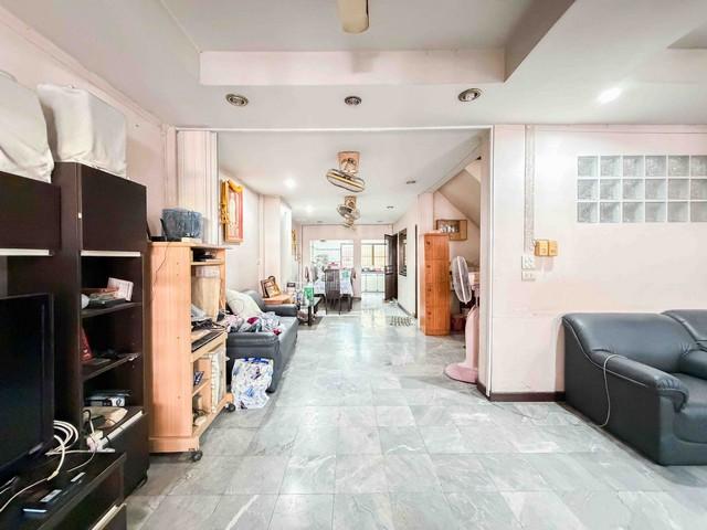 ขาย ทาวน์โฮม 3 ชั้น ฐิติพร พัฒนาการ 29 ใกล้สนามบินสุวรรณภมิ เหมาะออฟฟิศ แขวงสวนหลวง เขตสวนหลวง,กรุงเทพมหานคร 2