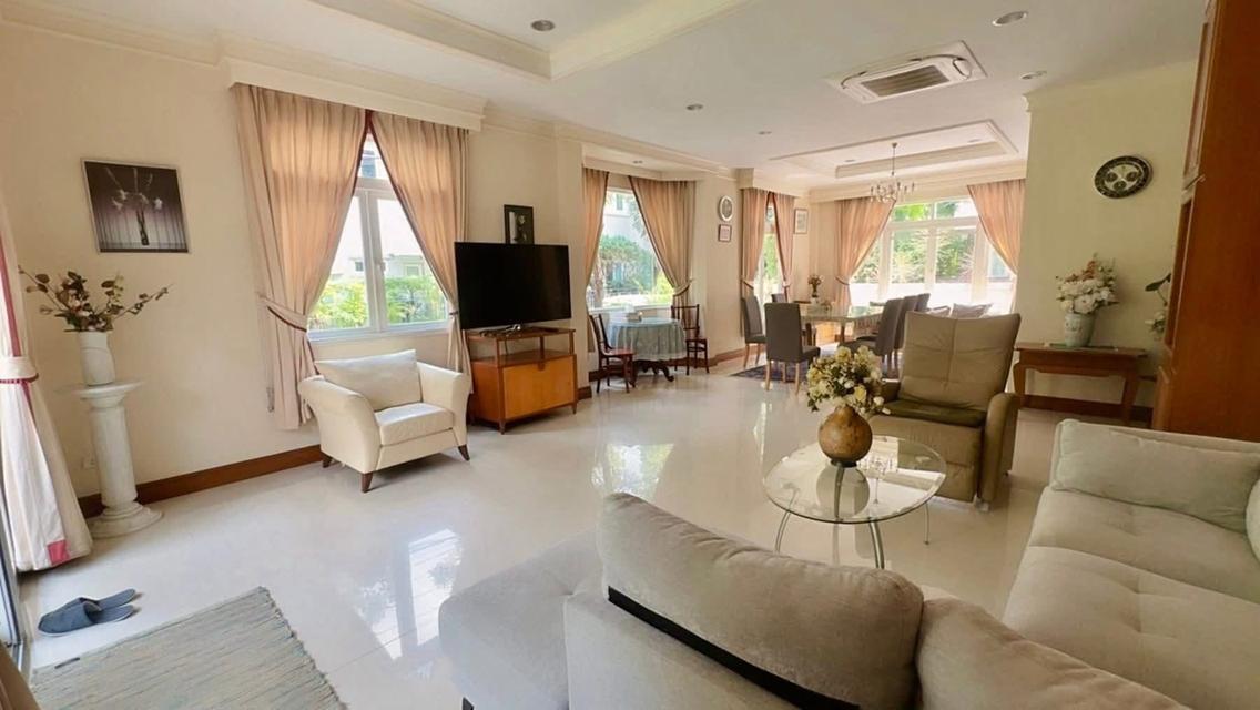 luxury house for Sale โครงการหมู่บ้านพัฒนาการ 8